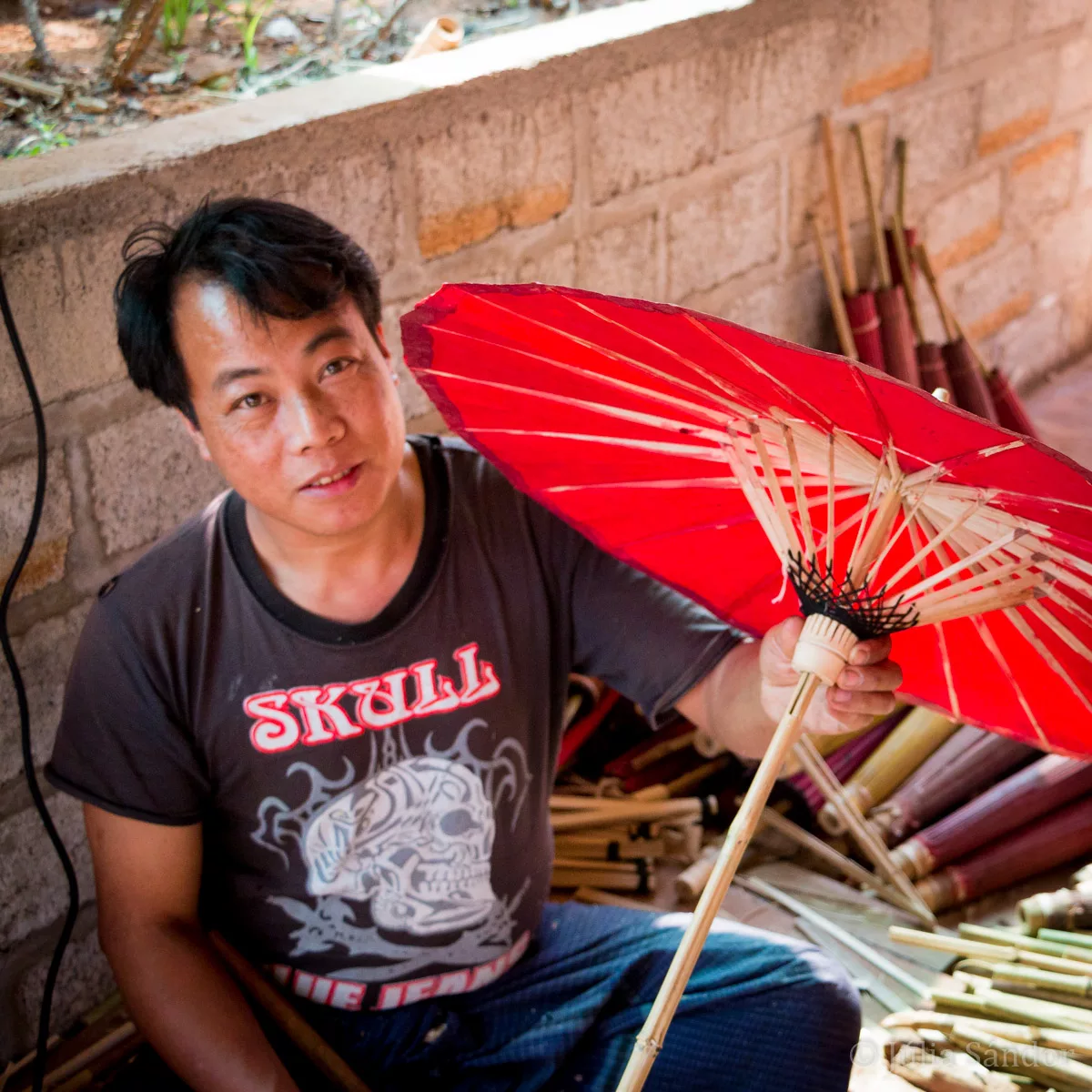 Myanmar-umbrella-maker-man-juliasanphotography-faces-of-asia Faces of Asia: Shan Umbrella Maker