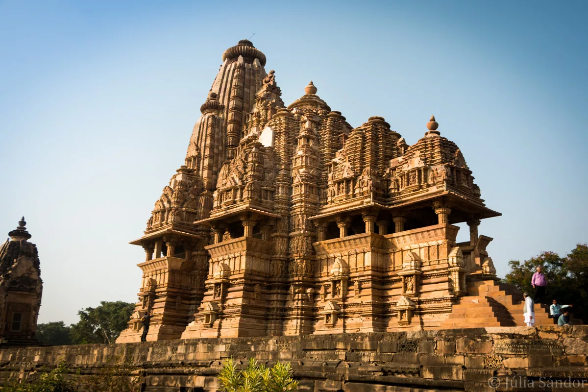 India impressions: Vishwanath Temple in Khajuraho