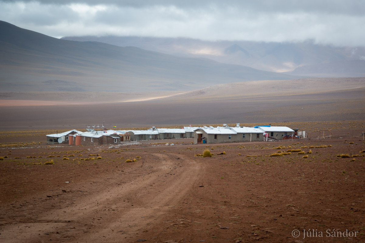 This was our hotel at 4.600 meters, run by the local community – for miles around no other sign of life.